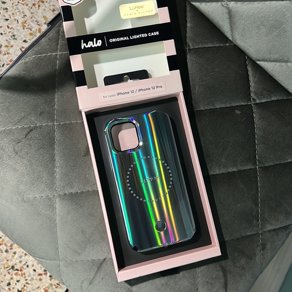 Lumee x Paris Hilton halo iPhone 12 / iPhone 12 Pro case new in box - Picture 2 of 4